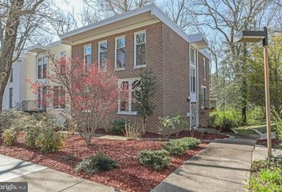 1634 Wainwright Drive Reston VA 20190