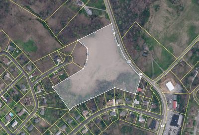 N Main North St Clinton TN 37716