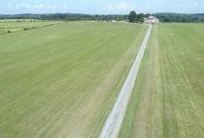 6286 Cox Rd Arrington TN 37014