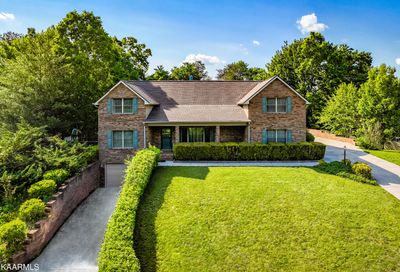 602 Kings Hills Blvd Pigeon Forge TN 37863