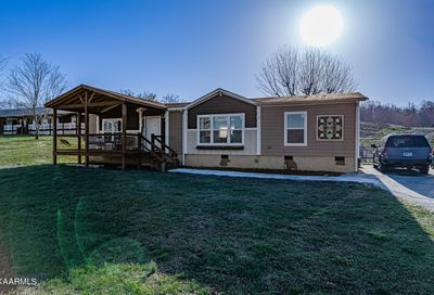 1114 County Road 461 Englewood TN 37329