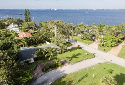 509 Riverside Circle Melbourne Beach FL 32951