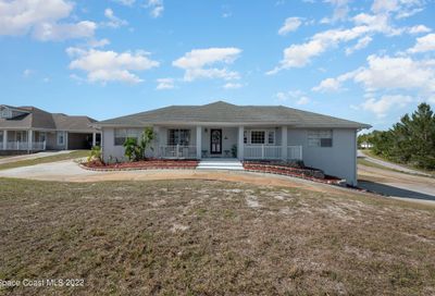 2334 Holder Road Mims FL 32754