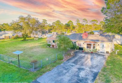5727 Stamford Street Mims FL 32754