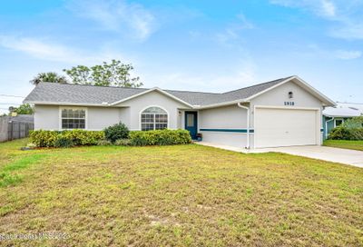 2913 Brandywine Circle Titusville FL 32796