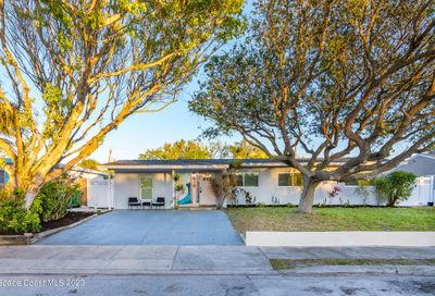 825 S Brevard Avenue Cocoa Beach FL 32931