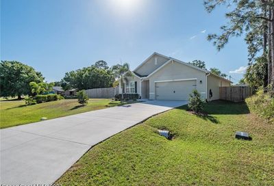 734 Simon Street Palm Bay FL 32909