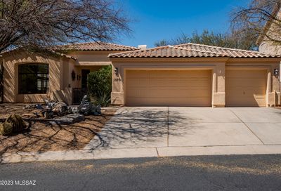 1975 W Muirhead Loop Oro Valley AZ 85737