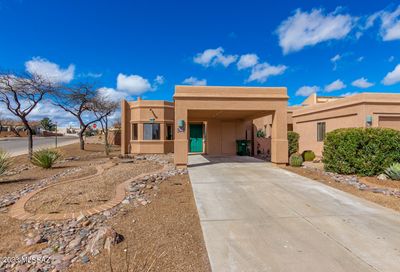 143 N Crescent Bell Drive Green Valley AZ 85614