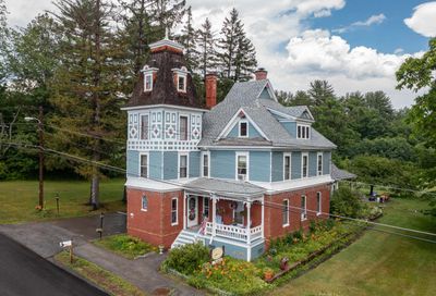 82 Highland Street Ashland NH 03217