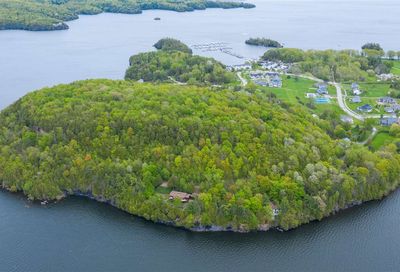 Malletts Head Colchester VT 05446