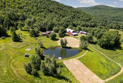425 Mountainside Lane Starksboro VT 05462