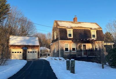 18 Elm Drive York ME 03909