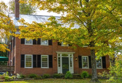 89 Academy Circle Woodstock VT 05071