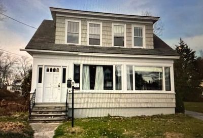 10 Lenox Street Sanford ME 04073