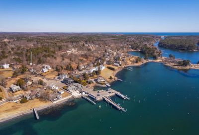 4 Pepperrell Terrace Kittery ME 03905