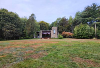 95 Fairview Drive Pittsfield NH 03263