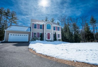 21 Nakomo Drive Litchfield NH 03052