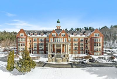 15 Mount Saint Mary's Way Hooksett NH 03106