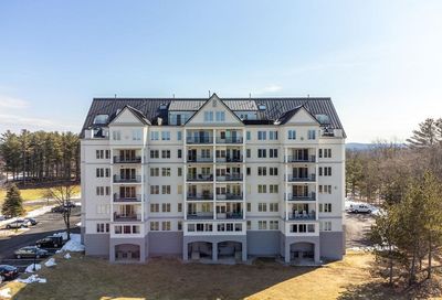 10 Mountain Laurels Drive Nashua NH 03062