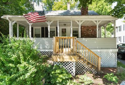 37 Elm Street Wolfeboro NH 03894