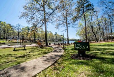 930 (Unit 208) LAKE OCONEE PARKWAY Eatonton GA 31024