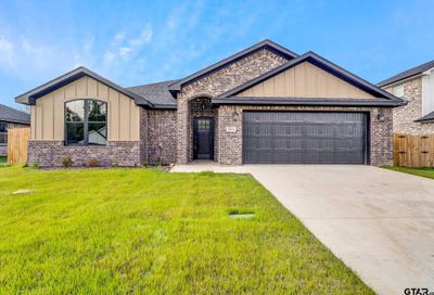 16013 Crossing Circle Lindale TX 75771