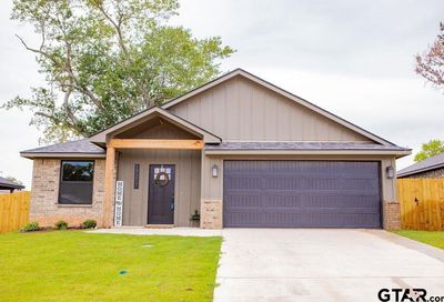 17134 Meadowview Ln Lindale TX 75771