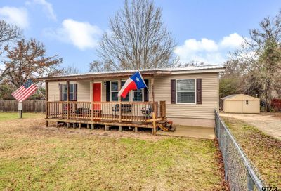 20634 Tomahawk Dr. Chandler TX 75758