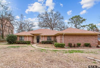 304 Royal Cir. Whitehouse TX 75791