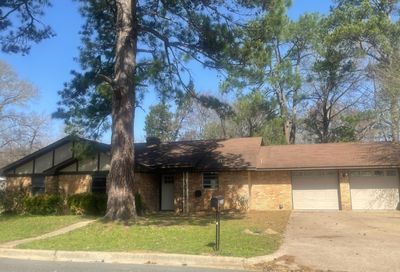 2306 Briarwood Jacksonville TX 75766