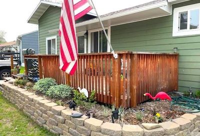 826 Dove Street Glendive MT 59330