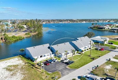 621 SW 3rd Ct 104 Cape Coral FL 33991