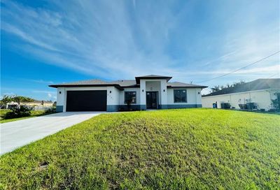 2701 2nd St SW Lehigh Acres FL 33976