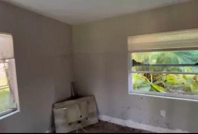 4438 E Riverside Dr Fort Myers FL 33905