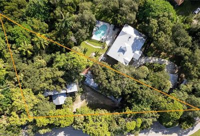 3535 North Rd Naples FL 34104
