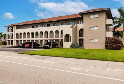 6102 Whiskey Creek Dr 305 Fort Myers FL 33919