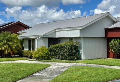 1102 River Run Labelle FL 33935