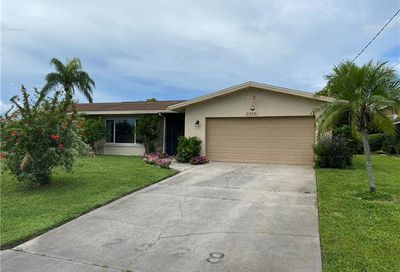2928 SE 11th Ave Cape Coral FL 33904