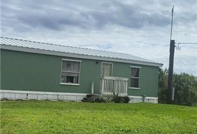 1302 Click Dr Moore Haven FL 33471
