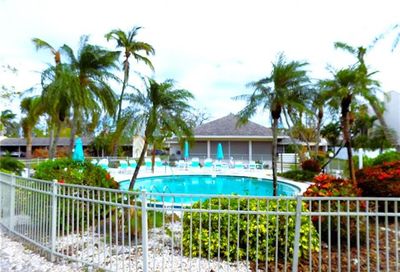 5959 Winkler Rd 114 Fort Myers FL 33919