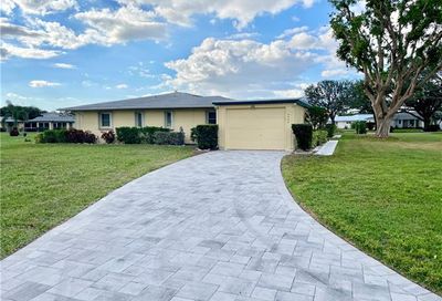 5540 Westwind Ln Fort Myers FL 33919