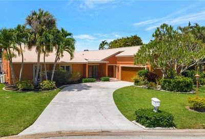 1376 Landmark Ct Fort Myers FL 33919