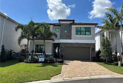 20111 Camellia Crosse Ln Estero FL 33928