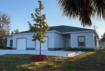 603 SE 23rd Pl 603/605 Cape Coral FL 33990