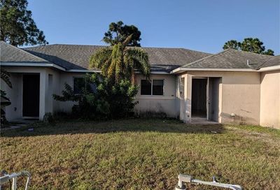 2804-2806 Hawalaska St Lehigh Acres FL 33973