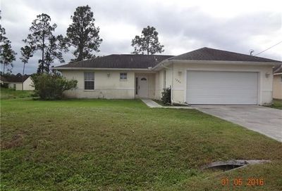 1220 Cloplon St E Lehigh Acres FL 33974