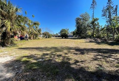 2226 Clifford St Fort Myers FL 33901