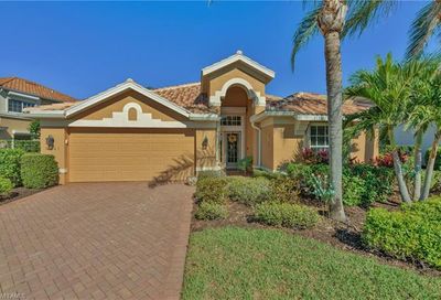 9261 Independence Way Fort Myers FL 33913