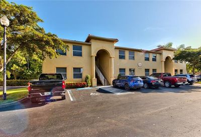 4191 Bellasol Cir 521 Fort Myers FL 33916